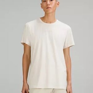 Lululemon Fundamental Graphic T-shirt, Large, color: bone